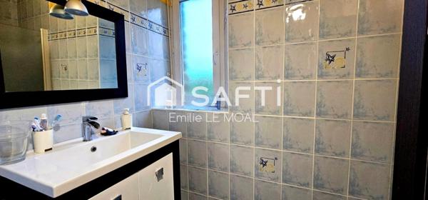 Longère à fort potentiel avec dépendances et terrain 1643m2 constructible