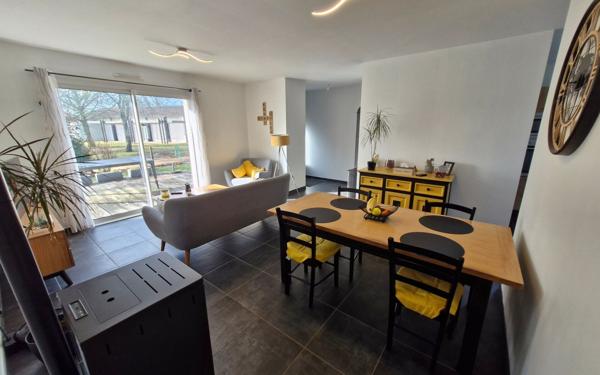 Maison à vendre    4 pièces •  Lesgor