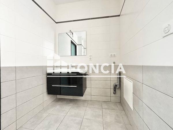 Location Studio 37.3 m² - 78 RUE DE REIMS Montigny Les Metz 57950