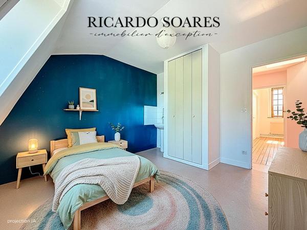 COMPIEGNE 60200 - MAISON FAMILIALE 257m2 / 6 CHAMBRES / 3 STUDIOS (location possible) / TERRAIN 894m2