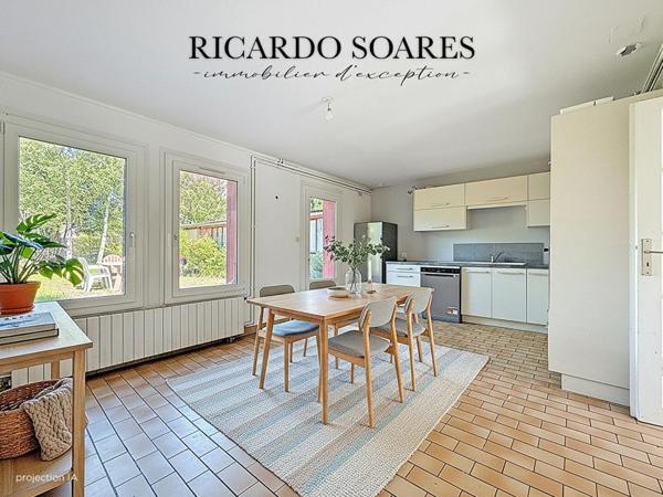 COMPIEGNE 60200 - MAISON FAMILIALE 257m2 / 6 CHAMBRES / 3 STUDIOS (location possible) / TERRAIN 894m2