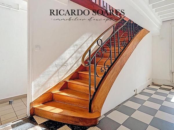 COMPIEGNE 60200 - MAISON FAMILIALE 257m2 / 6 CHAMBRES / 3 STUDIOS (location possible) / TERRAIN 894m2