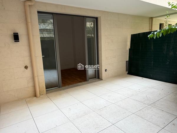 Location Appartement 3 pièces 56.12 m² - Clichy 92110