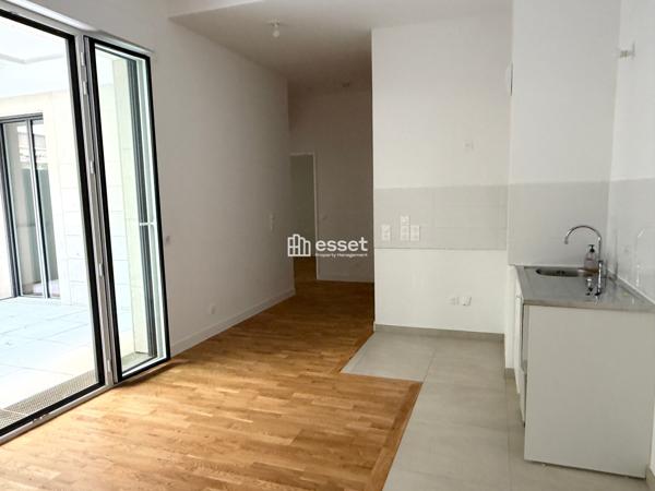 Location Appartement 3 pièces 56.12 m² - Clichy 92110