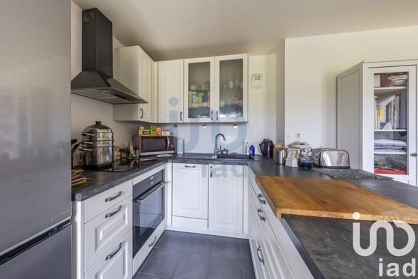 Appartement 3 pièces de 63 m² à Lieusaint (77127)