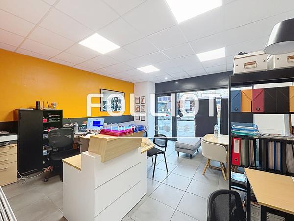 Local commercial Pontorson 2 pièces 52 m2