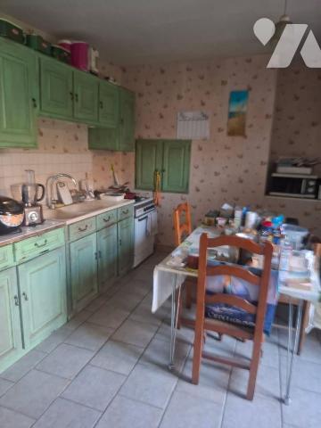 Propriété à Vendre à Saint-Martin-d'Auxigny (18110) en Cher (18)

Cette propriété d'une surfa...