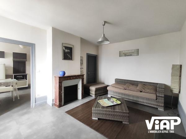 SPACIEUX T2 MEUBLE DE 50m² - PROCHE PLACE CHURCHILL , Limoges SPACIEUX T2 MEUBLE DE 50m² - PROCHE PLACE CHURCHILL , Limoges