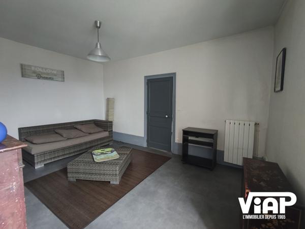 SPACIEUX T2 MEUBLE DE 50m² - PROCHE PLACE CHURCHILL , Limoges SPACIEUX T2 MEUBLE DE 50m² - PROCHE PLACE CHURCHILL , Limoges