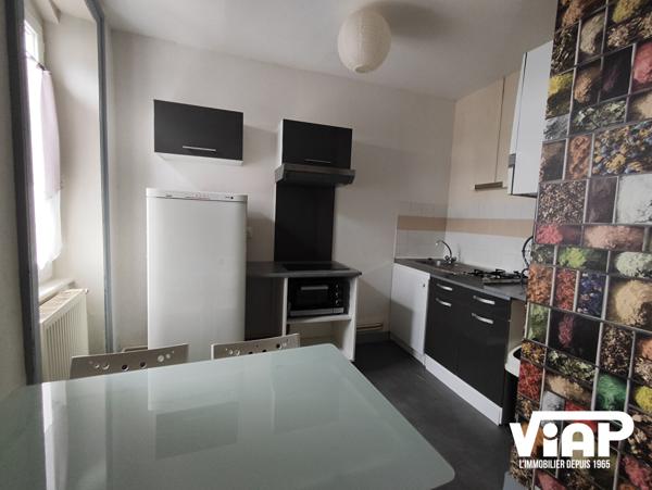 SPACIEUX T2 MEUBLE DE 50m² - PROCHE PLACE CHURCHILL , Limoges SPACIEUX T2 MEUBLE DE 50m² - PROCHE PLACE CHURCHILL , Limoges