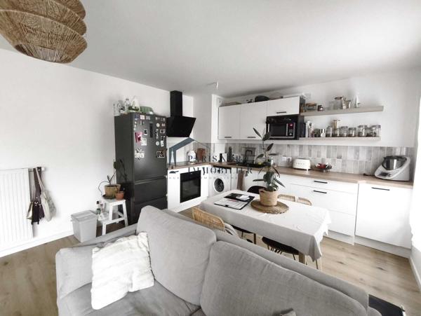 Le Blanc-Mesnil (93150) APPARTEMENT TYPE F2 NORMES PMR - PLACE PARKING SECURISEE