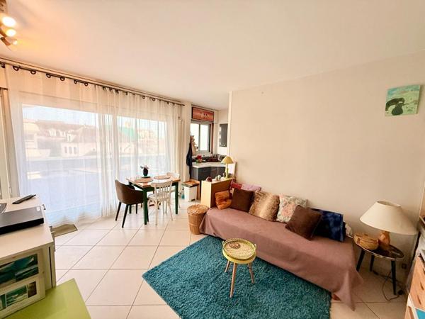 Au coeur d'Auxerre dans une résidence sécurisée avec gardien Appartement 2 pièce(s)