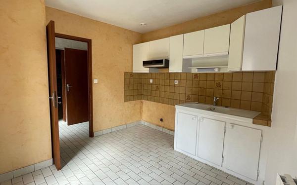 Maison à louer    3 pièces • 64,52 m2 Marcillac-Vallon