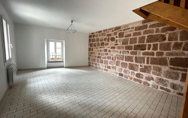 Maison à louer    3 pièces • 64,52 m2 Marcillac-Vallon