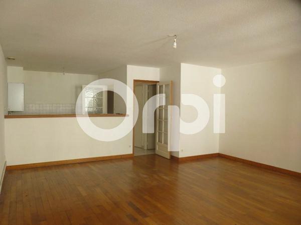 Appartement à louer    4 pièces •  Chalon-sur-Saône