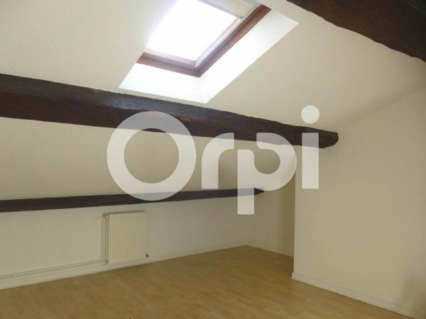 Appartement à louer    4 pièces •  Chalon-sur-Saône