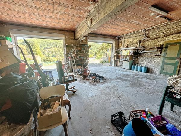 Saint-Affrique (12400) Idéal Artisan ou projet de vie et investissement !