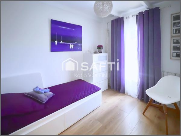 VILLA PISCINE A LA VUE DEGAGÉE EXPO SUD