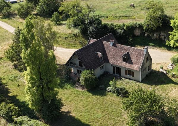 Maison
         11 pièces
        - 233 m² 295 000 € *