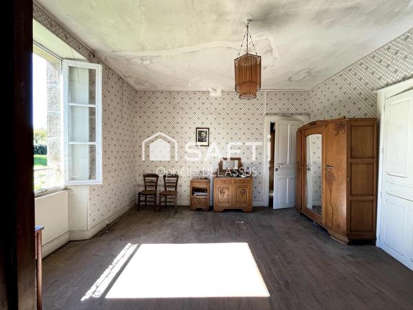 MAISON DE CARACTÈRE AVEC TERRAIN ET BOIS