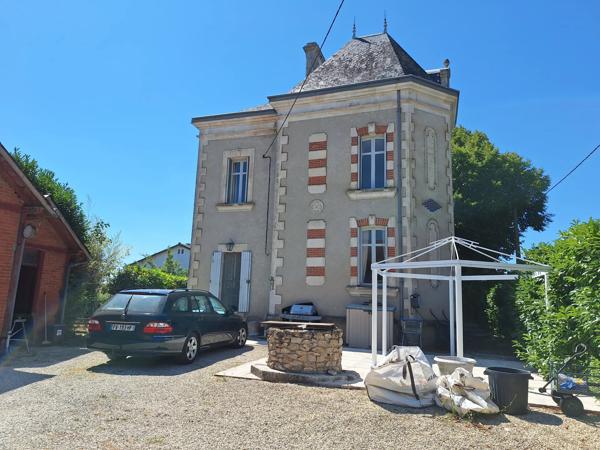 Belle propriété dans un village historique