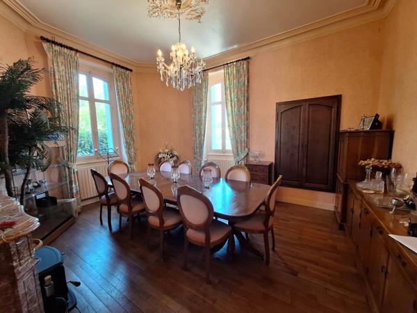 Belle propriété dans un village historique