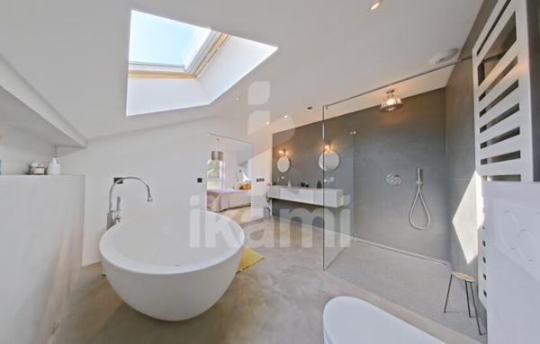 Maison de Haut Standing à Chens-sur-Léman avec Vue sur le Lac et Proximité Suisse