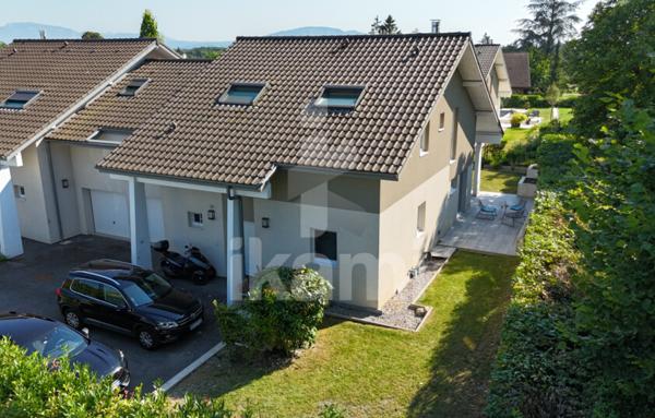 Maison de Haut Standing à Chens-sur-Léman avec Vue sur le Lac et Proximité Suisse