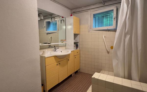 Maison à vendre    7 pièces • 195 m2 Billère