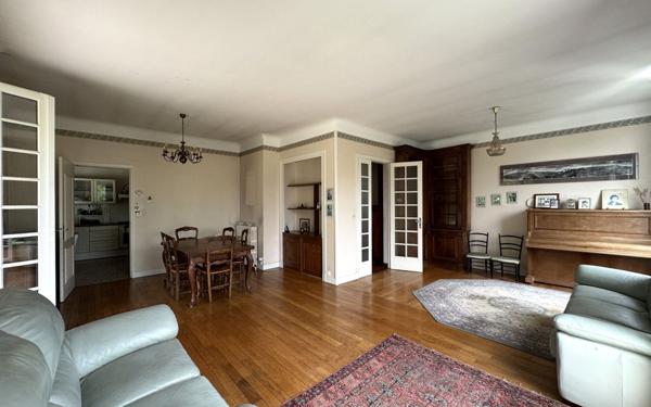 Maison à vendre    7 pièces • 195 m2 Billère