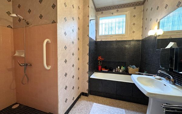 Maison à vendre    7 pièces • 195 m2 Billère