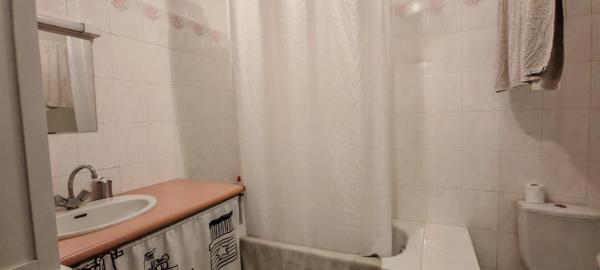 Appartement à SAINTES, 17100 - 4 pièces 70m²