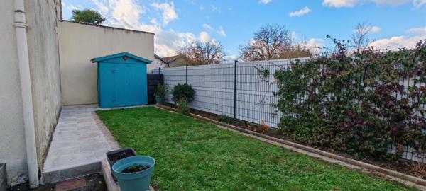 Appartement à SAINTES, 17100 - 4 pièces 70m²