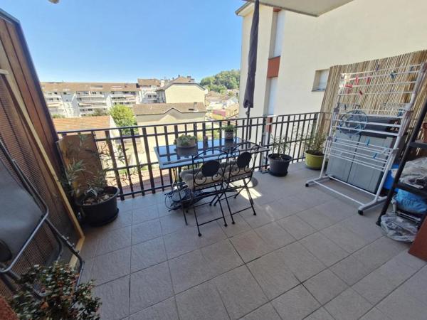 Appartement à louer à Bourgoin-Jallieu (38300)