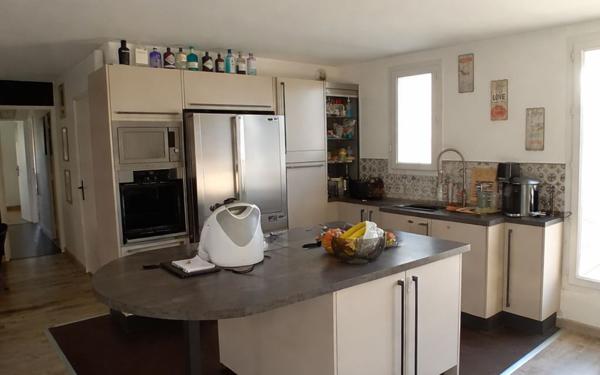 Appartement à louer    4 pièces •  Floirac