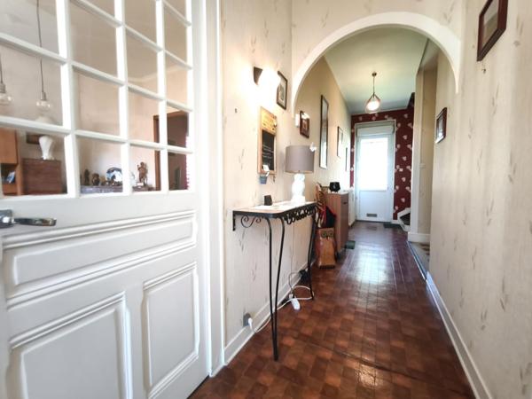Le charme  d'une maison de maître avec un beau jardin