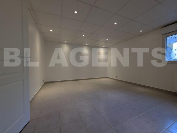 Maison familiale de 231 m² avec appartement indépendant et terrain constructible – La Motte-Servolex