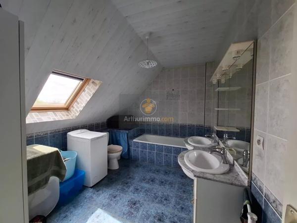 Vente                                                      Propriété
                        
                     6 pièces                      155 m2                     à Coulommiers