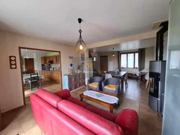 Vente                                                      Propriété
                        
                     6 pièces                      155 m2                     à Coulommiers