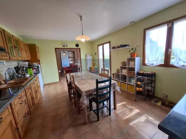 Vente                                                      Propriété
                        
                     6 pièces                      155 m2                     à Coulommiers