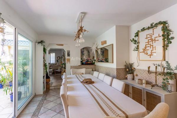 Vente                                                      Maison de ville
                        
                     6 pièces                      130 m2                     à Montlhéry