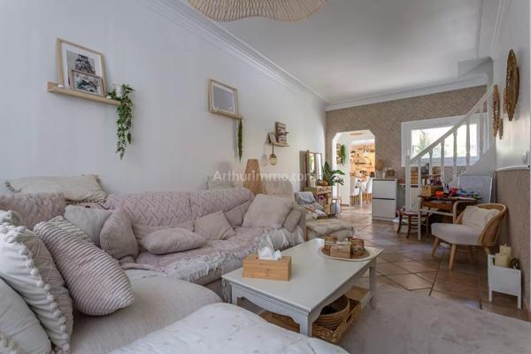 Vente                                                      Maison de ville
                        
                     6 pièces                      130 m2                     à Montlhéry