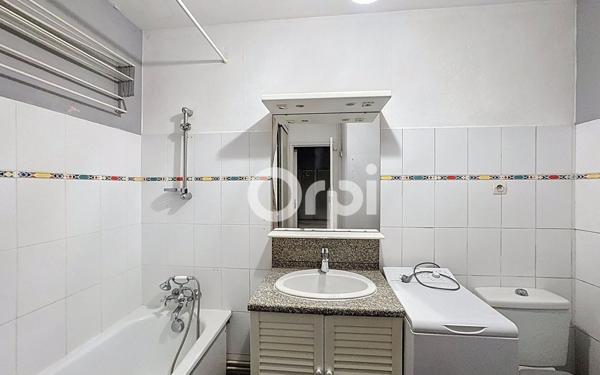 Appartement à vendre    1 pièce • 38,65 m2 Paris 15