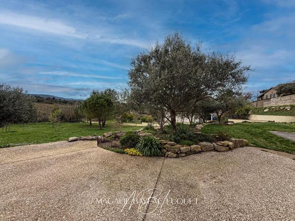 MONTIRAT MAISON T4 TERRAIN