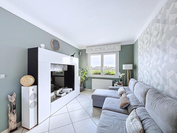 Duplex avec jardin et garage