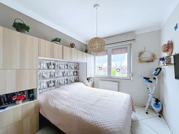 Duplex avec jardin et garage