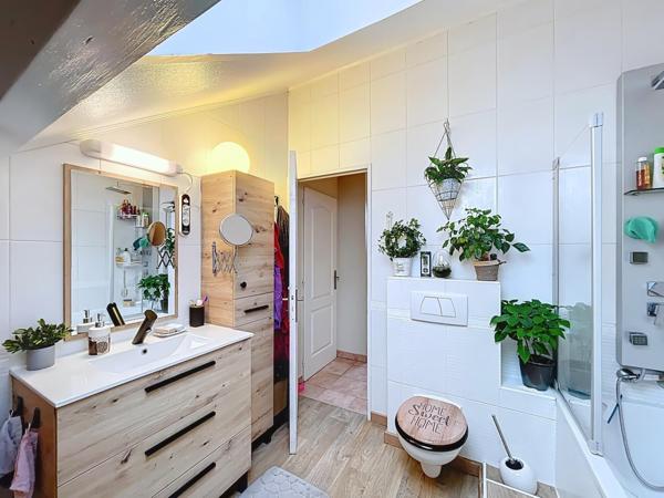 Duplex avec jardin et garage