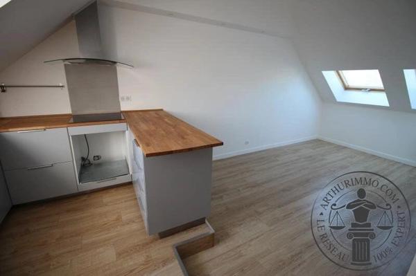 Location                                                      Appartement
                        
                     2 pièces                      35 m2                     à Dourdan