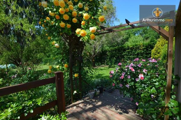 Vente                                                      Maison
                        
                     4 pièces                      108 m2                     à Margueron
