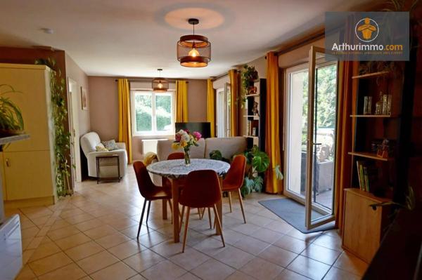 Vente                                                      Maison
                        
                     4 pièces                      108 m2                     à Margueron